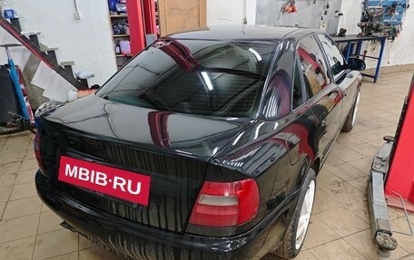 Audi A4, 1995 год, 750 000 рублей, 12 фотография