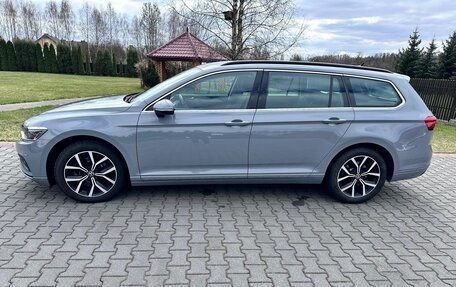 Volkswagen Passat B8 рестайлинг, 2022 год, 2 350 000 рублей, 2 фотография