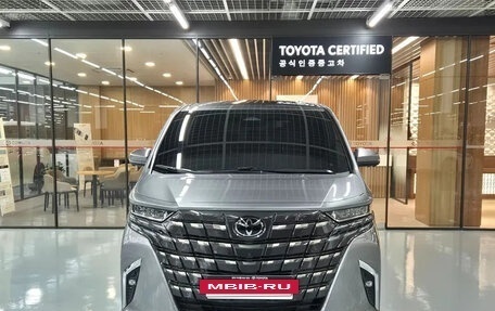 Toyota Alphard, 2025 год, 10 990 000 рублей, 2 фотография