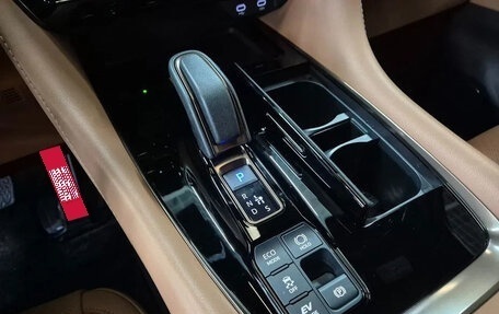 Toyota Alphard, 2025 год, 10 990 000 рублей, 14 фотография