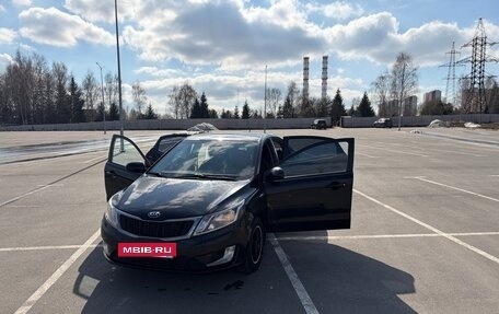 KIA Rio III рестайлинг, 2014 год, 990 000 рублей, 5 фотография