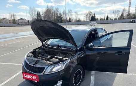 KIA Rio III рестайлинг, 2014 год, 990 000 рублей, 19 фотография