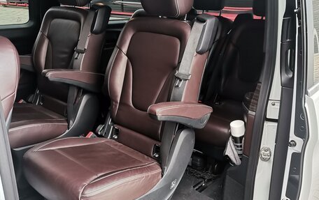 Mercedes-Benz V-Класс, 2014 год, 3 200 000 рублей, 8 фотография