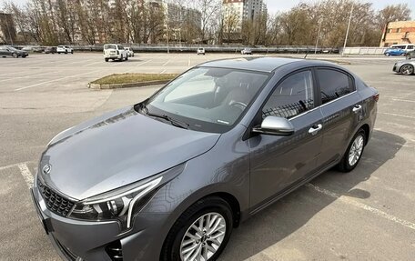 KIA Rio IV, 2020 год, 1 800 000 рублей, 2 фотография