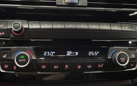 BMW 3 серия, 2017 год, 2 650 000 рублей, 14 фотография