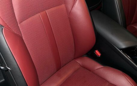 Toyota C-HR I рестайлинг, 2018 год, 2 900 000 рублей, 6 фотография