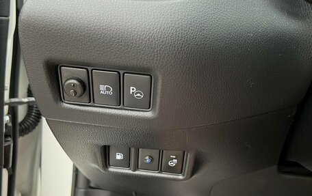 Toyota C-HR I рестайлинг, 2018 год, 2 900 000 рублей, 4 фотография