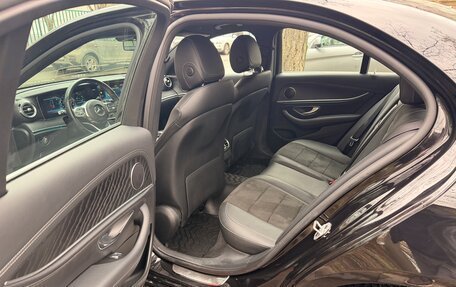 Mercedes-Benz E-Класс, 2019 год, 3 300 000 рублей, 11 фотография