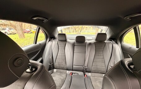 Mercedes-Benz E-Класс, 2019 год, 3 300 000 рублей, 17 фотография