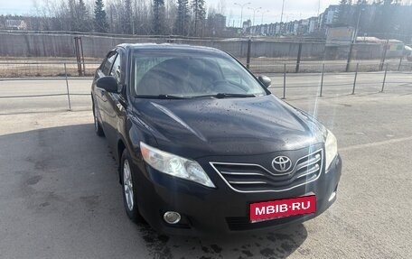 Toyota Camry, 2010 год, 1 180 000 рублей, 1 фотография