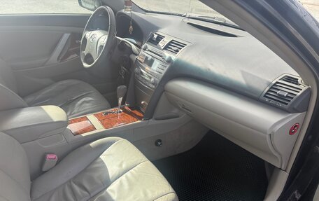 Toyota Camry, 2010 год, 1 180 000 рублей, 8 фотография