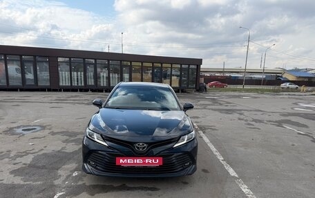 Toyota Camry, 2019 год, 2 550 000 рублей, 9 фотография