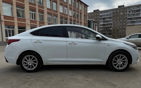 Hyundai Solaris II рестайлинг, 2018 год, 1 409 000 рублей, 6 фотография