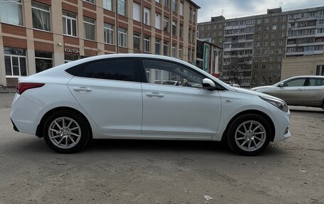 Hyundai Solaris II рестайлинг, 2018 год, 1 409 000 рублей, 3 фотография