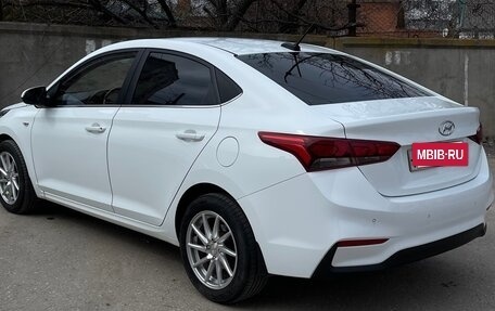 Hyundai Solaris II рестайлинг, 2018 год, 1 409 000 рублей, 8 фотография