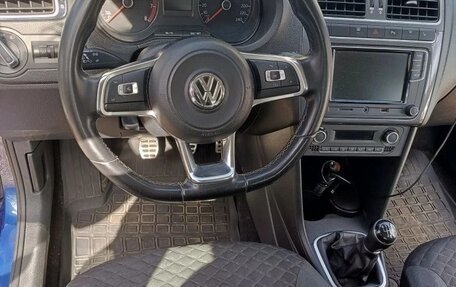 Volkswagen Polo VI (EU Market), 2018 год, 1 050 000 рублей, 6 фотография
