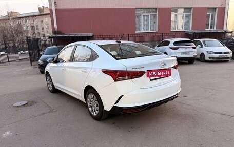 Hyundai Solaris II рестайлинг, 2020 год, 1 570 000 рублей, 4 фотография