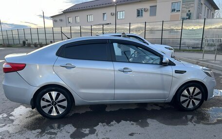 KIA Rio III рестайлинг, 2013 год, 850 000 рублей, 4 фотография