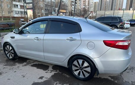 KIA Rio III рестайлинг, 2013 год, 850 000 рублей, 3 фотография