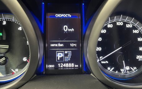 Toyota Land Cruiser Prado 150 рестайлинг 2, 2017 год, 3 950 000 рублей, 7 фотография