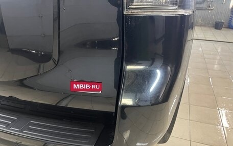 Toyota Land Cruiser Prado 150 рестайлинг 2, 2017 год, 3 950 000 рублей, 8 фотография