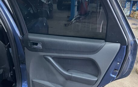 Ford Focus II рестайлинг, 2006 год, 500 000 рублей, 18 фотография