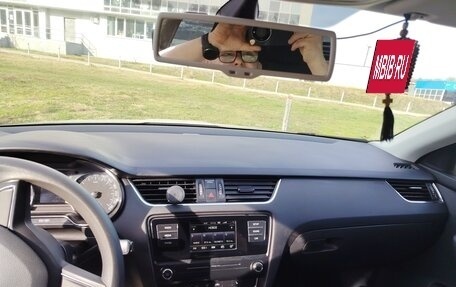 Skoda Octavia, 2015 год, 1 250 000 рублей, 8 фотография