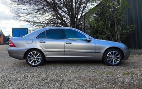 Mercedes-Benz C-Класс, 2003 год, 670 000 рублей, 4 фотография