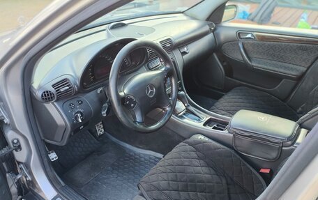 Mercedes-Benz C-Класс, 2003 год, 670 000 рублей, 9 фотография