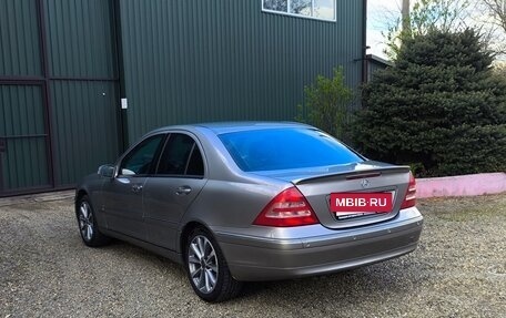 Mercedes-Benz C-Класс, 2003 год, 670 000 рублей, 6 фотография