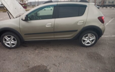 Renault Sandero II рестайлинг, 2016 год, 1 159 000 рублей, 3 фотография