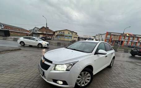 Chevrolet Cruze II, 2011 год, 750 000 рублей, 4 фотография