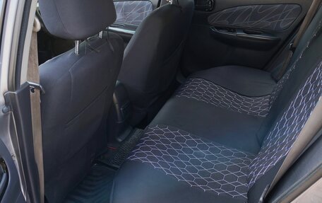 Nissan Wingroad III, 2000 год, 250 000 рублей, 9 фотография