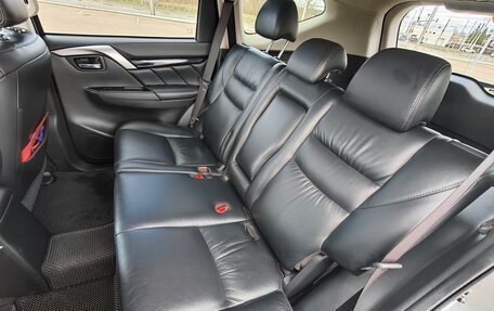 Mitsubishi Pajero Sport III рестайлинг, 2017 год, 3 100 000 рублей, 18 фотография