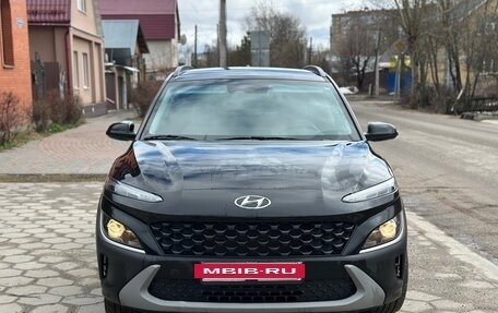 Hyundai Kona I, 2022 год, 1 950 000 рублей, 3 фотография