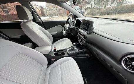 Hyundai Kona I, 2022 год, 1 950 000 рублей, 19 фотография