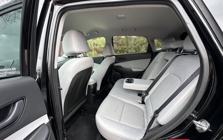 Hyundai Kona I, 2022 год, 1 950 000 рублей, 13 фотография