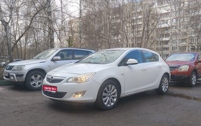 Opel Astra J, 2011 год, 640 000 рублей, 1 фотография