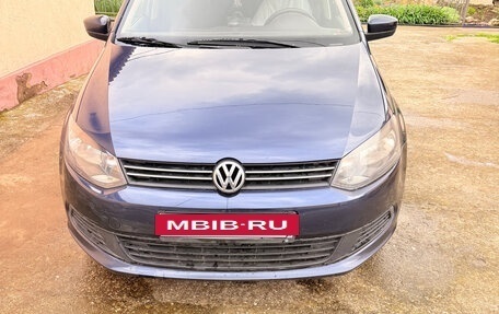 Volkswagen Polo VI (EU Market), 2012 год, 850 000 рублей, 4 фотография