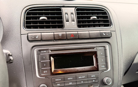 Volkswagen Polo VI (EU Market), 2012 год, 850 000 рублей, 18 фотография