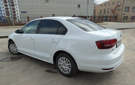 Volkswagen Jetta VI, 2017 год, 1 310 000 рублей, 4 фотография