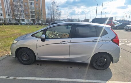 Honda Fit III, 2018 год, 980 000 рублей, 4 фотография