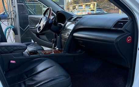 Toyota Camry, 2011 год, 1 300 000 рублей, 11 фотография