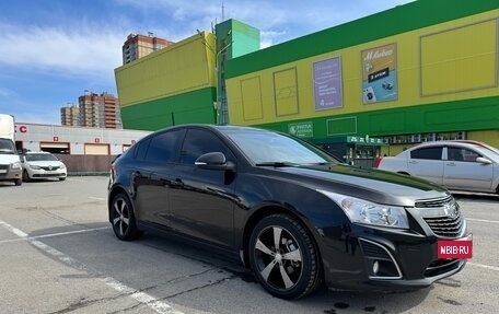 Chevrolet Cruze II, 2014 год, 830 000 рублей, 4 фотография