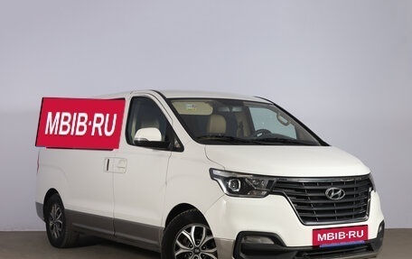 Hyundai H-1 II рестайлинг, 2021 год, 2 949 000 рублей, 2 фотография