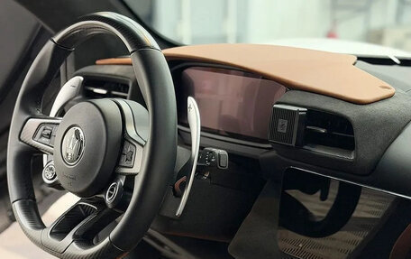 Maserati MC20, 2022 год, 19 600 000 рублей, 9 фотография