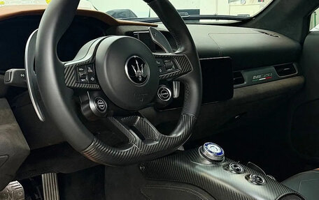 Maserati MC20, 2022 год, 19 600 000 рублей, 8 фотография