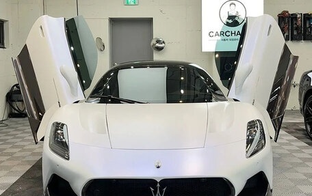 Maserati MC20, 2022 год, 19 600 000 рублей, 3 фотография