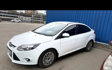 Ford Focus III, 2013 год, 700 000 рублей, 2 фотография