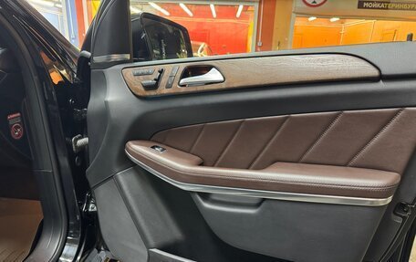 Mercedes-Benz GL-Класс, 2015 год, 4 500 000 рублей, 13 фотография